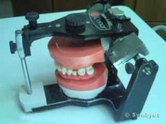 Articulator (dental jaw simulation tool).